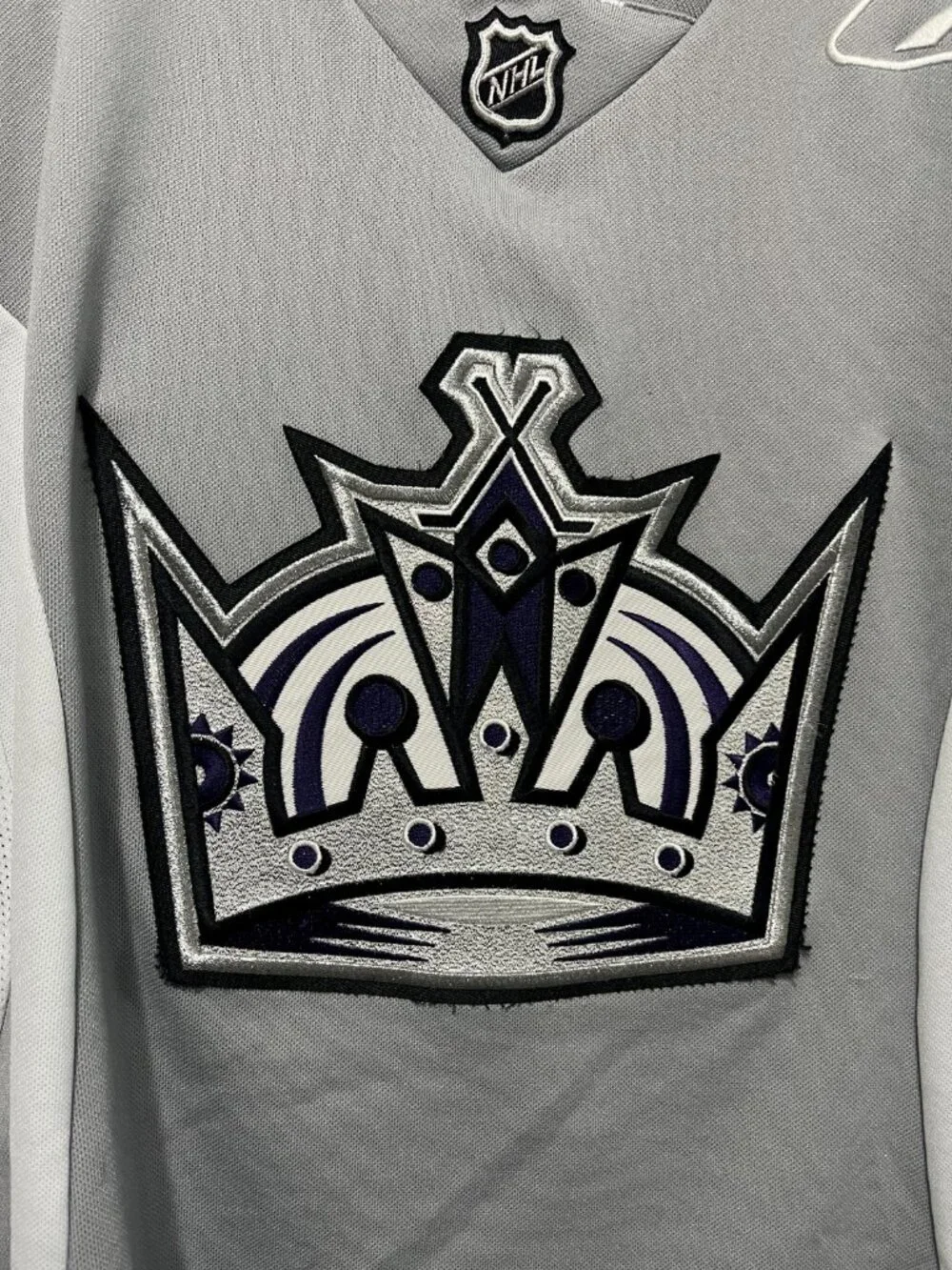 Vintage Los Angeles Kings NHL Practice Jersey - Picture 3 of 5